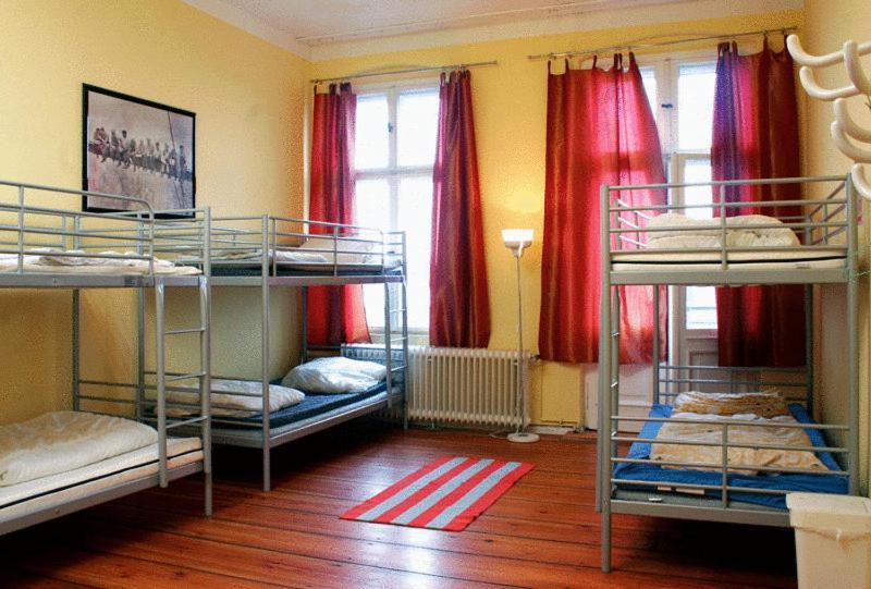 Sleep Cheap Hostel Berlin Room photo
